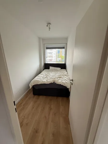 schöne 1-Zimmer Wohnung mit gratis Möbeln (App 306) — photo 1